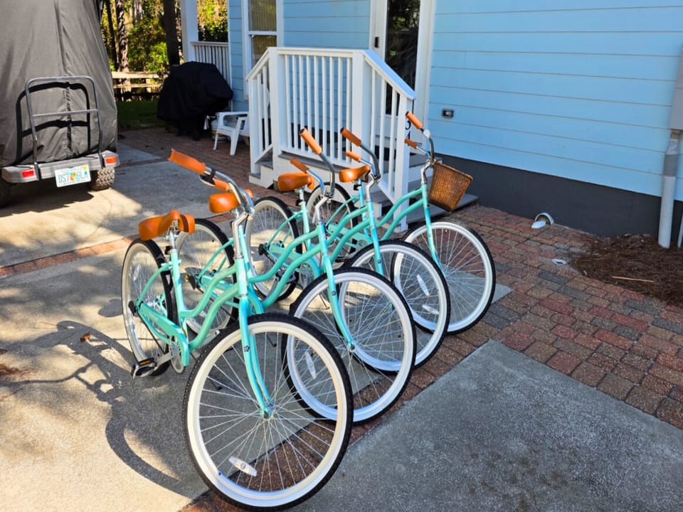 4 Beach Cruisers Included