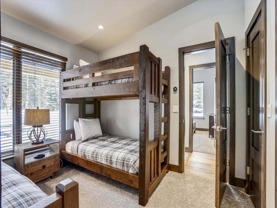Bedroom - Five Peaks - Breckenridge Vacation Rental