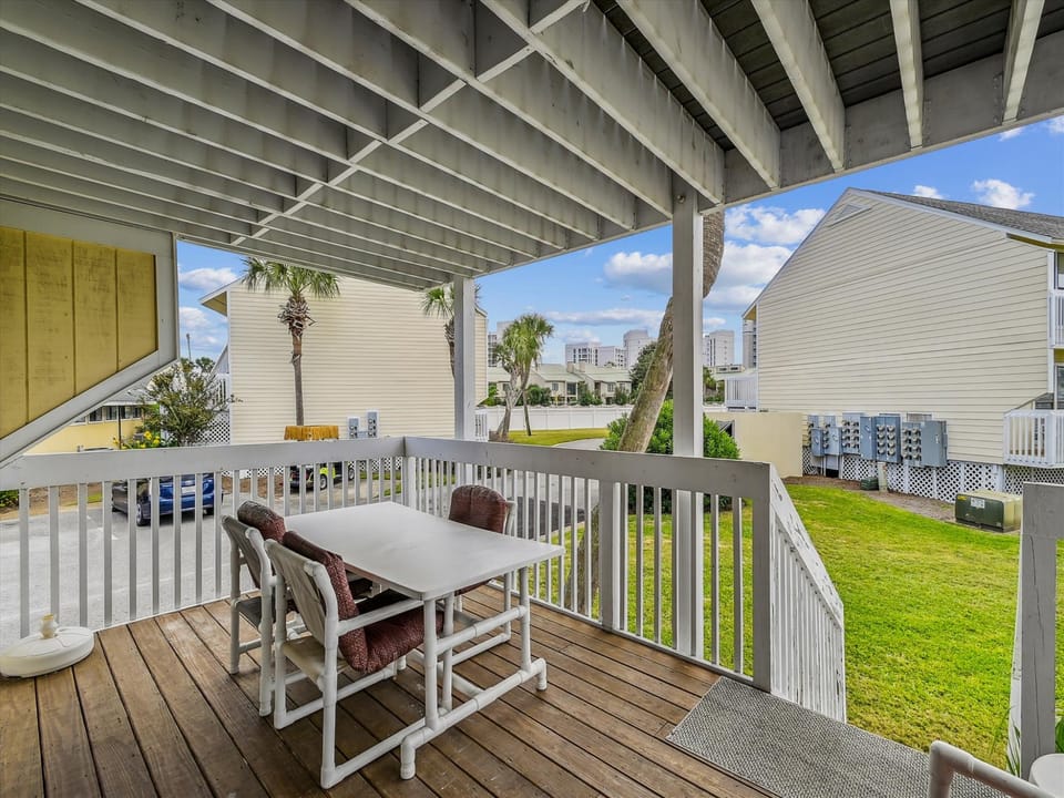 floor plan-deck-_dsc7190