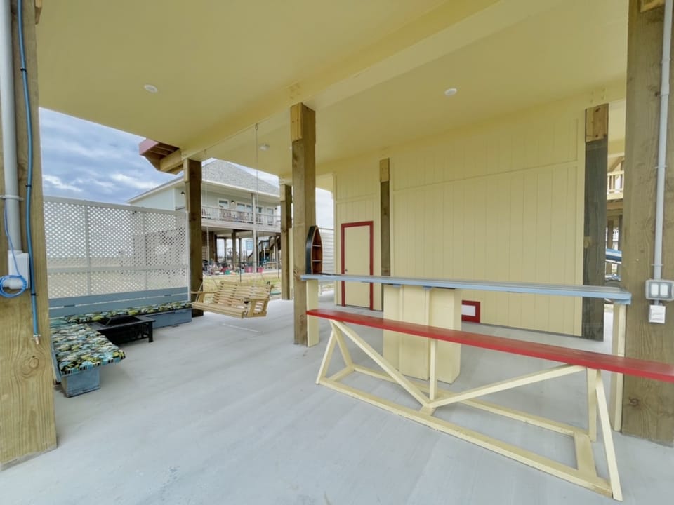 Palm Paradise House in Bolivar Peninsula