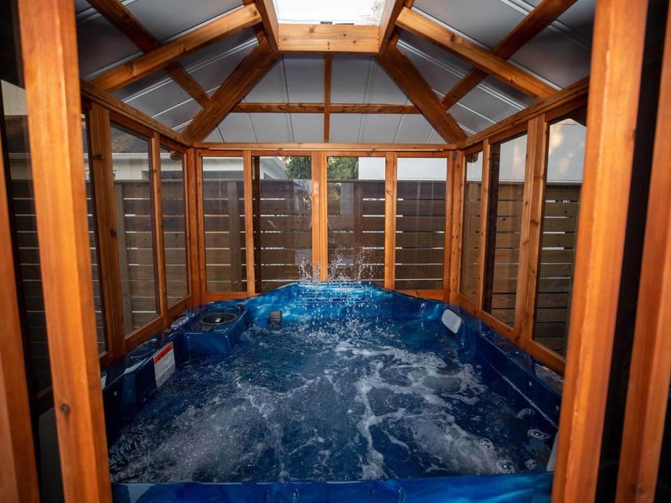 Jacuzzi