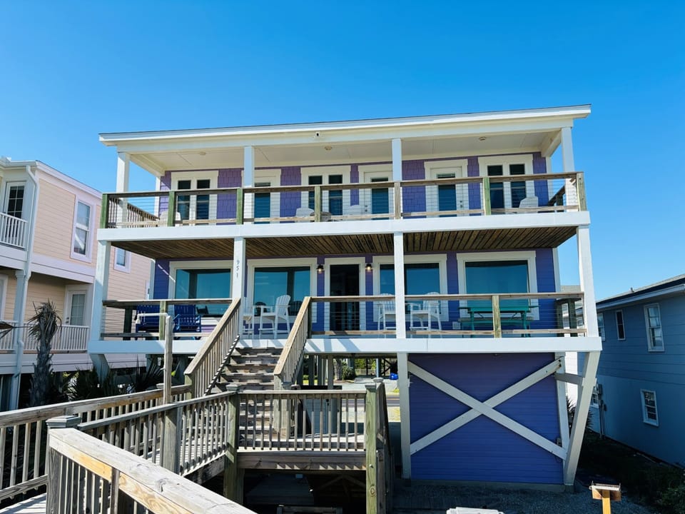 Back Oceanside Exterior