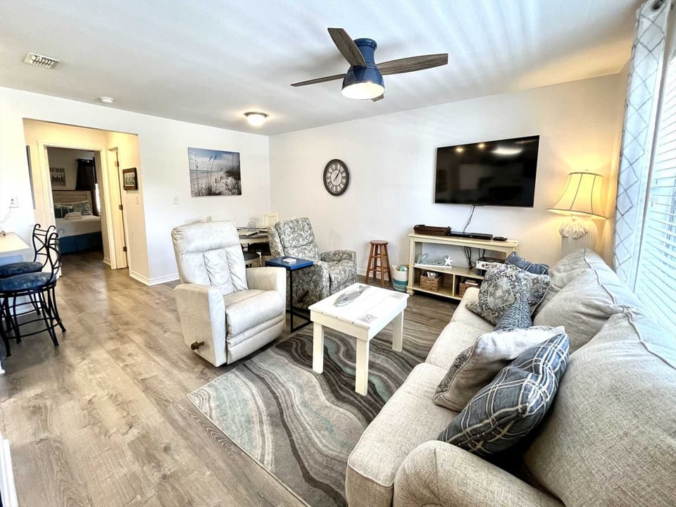 Welcome and relax in comfort & style!