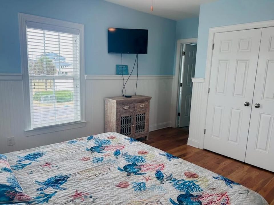 Lower Level King Bedroom