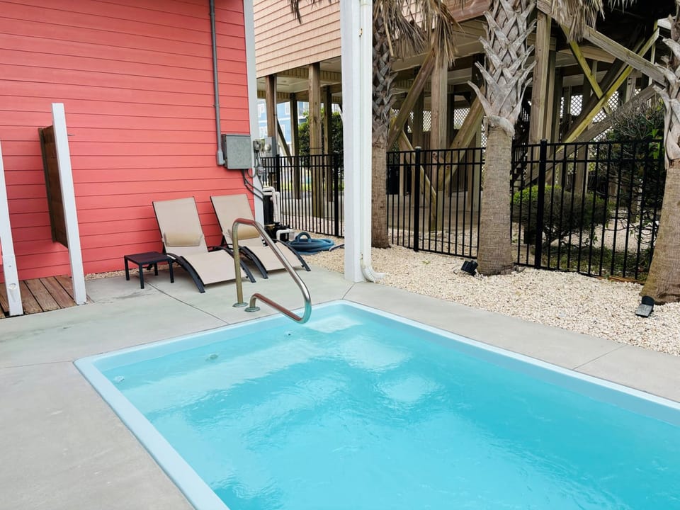 Pool (2)