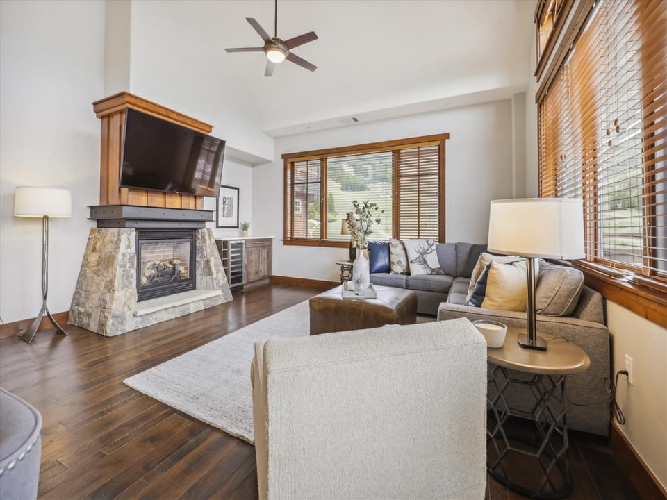 Living Area - One Ski Hill Place 8424 - Breckenridge Vacation Rental