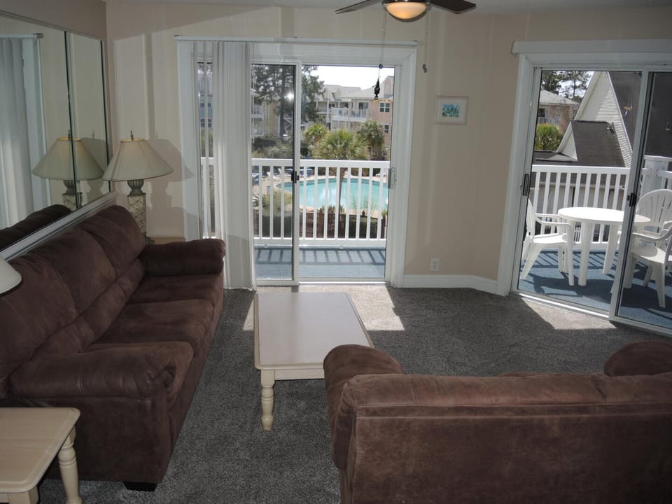 Living Area C