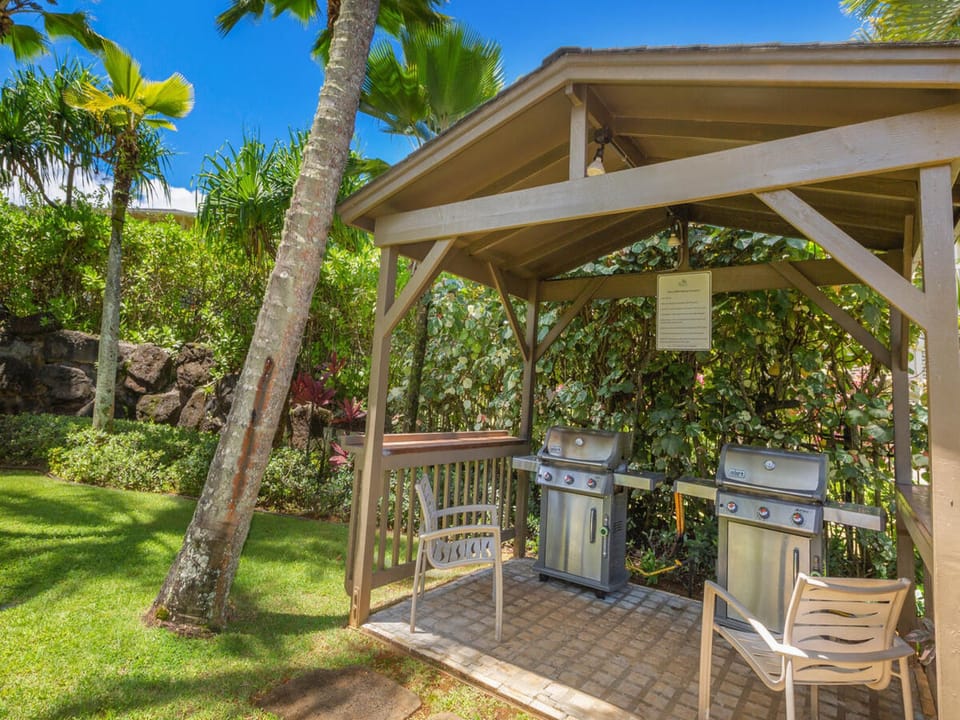 BBQ Area near Pool