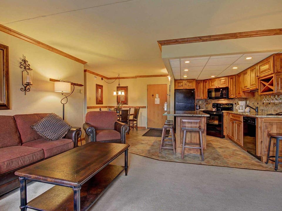 Beaver Run One Bedroom Suite Apartment in Breckenridge
