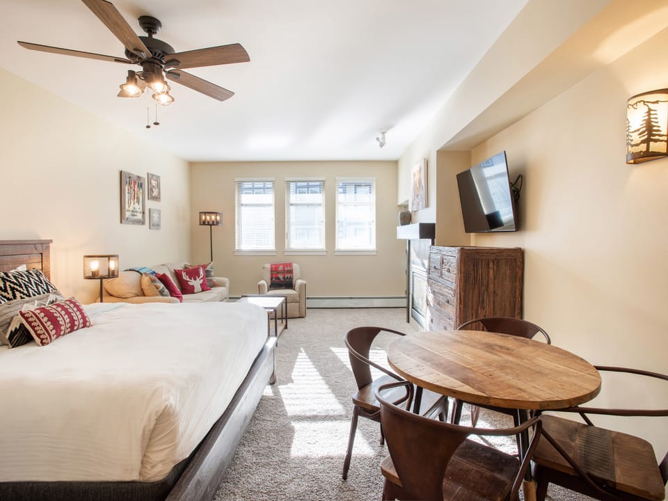 Fraser Crossing/Founders Pointe, Condo | Top Floor (Premium-Rated Condo 3622) Apartment in Winter Park