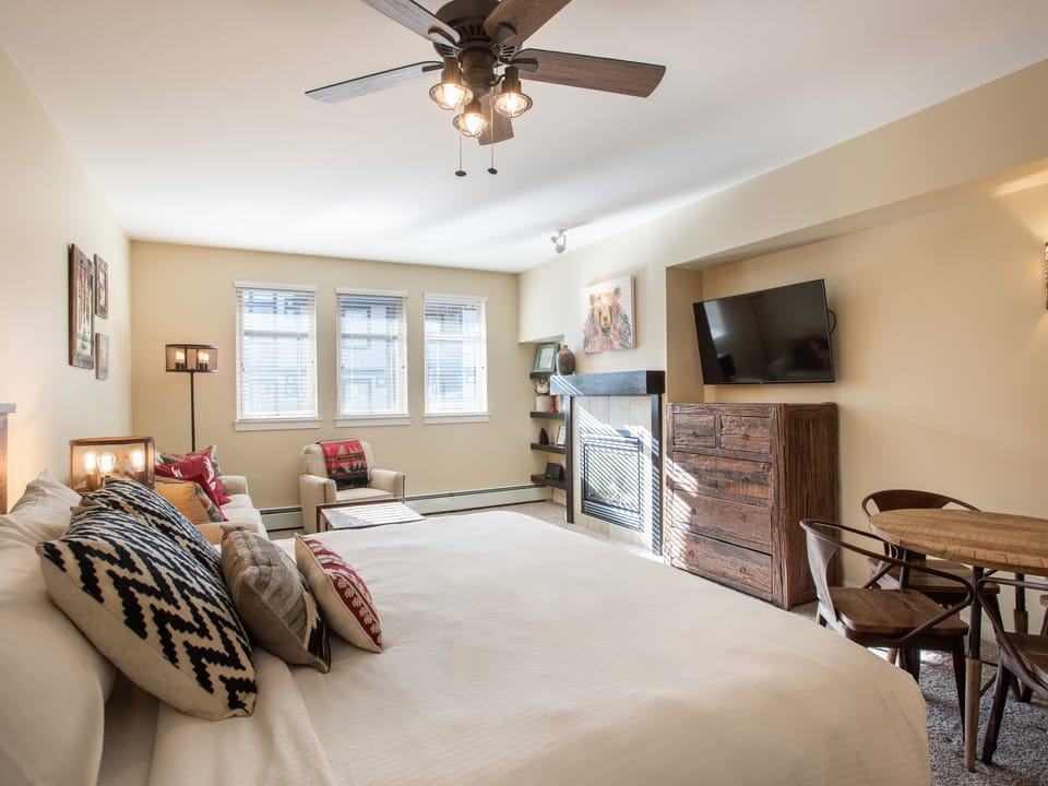 Fraser Crossing/Founders Pointe, Condo | Top Floor (Premium-Rated Condo 3622) Apartment in Winter Park