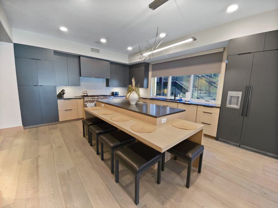 Fully Equipped Modern Kitchen!