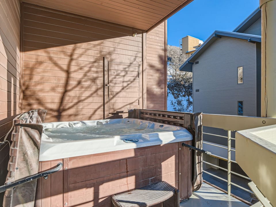 Private Hot Tub