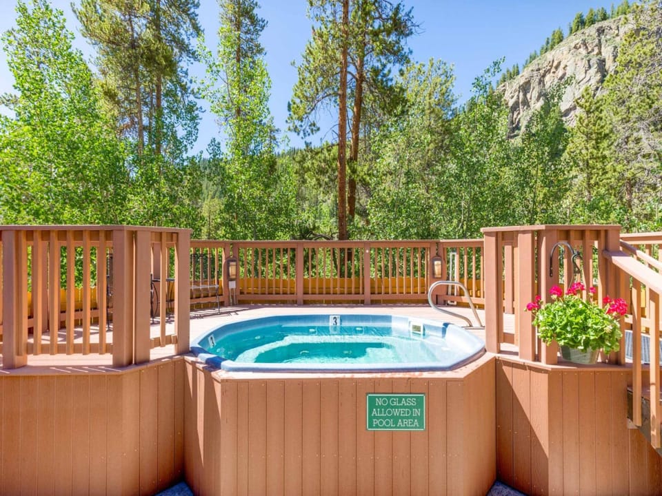 Tub