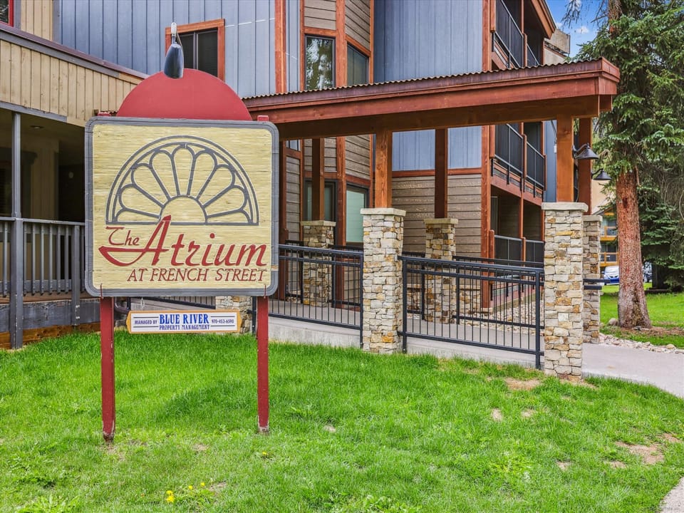 Exterior, Atrium 003, Breckenridge Vacation Rental
