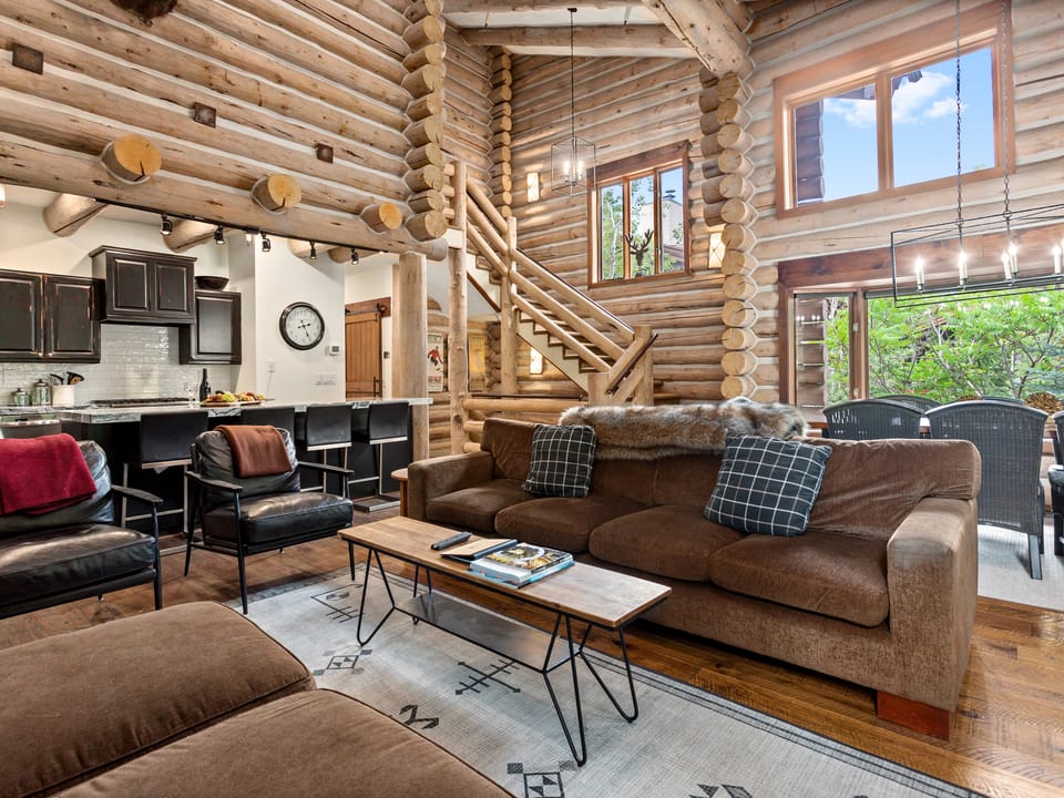 Pine Inn at Trail's End Lodge - Three Bedroom Residence with Den and Spa #5 Apartment in Park City
