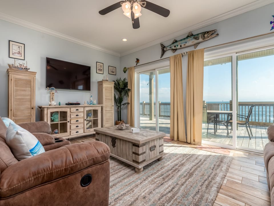 Awake on the Gulf Living Room