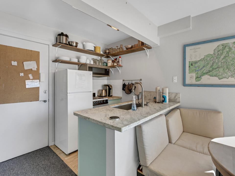 Dining nook with bench seating