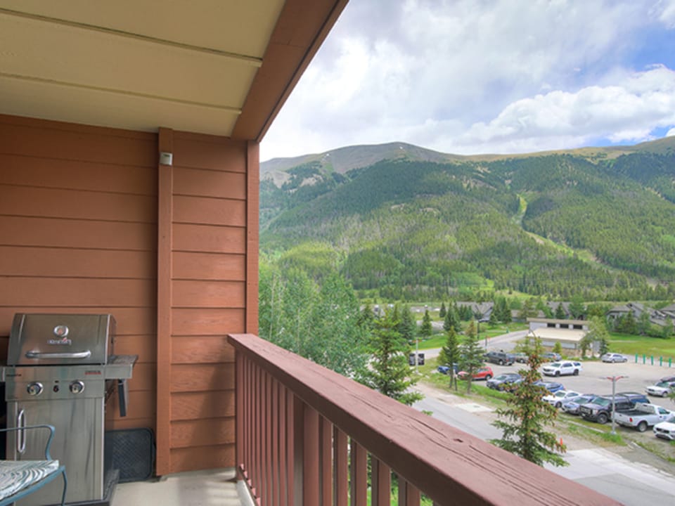Copper Springs 2 Bedroom Condo #303 Apartment in Copper Mountain
