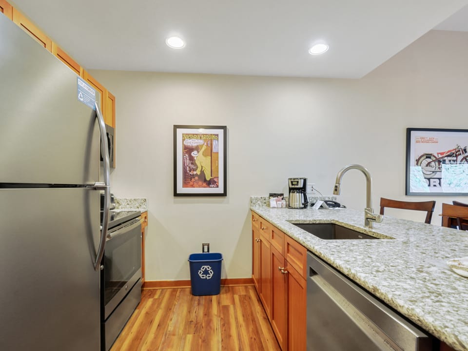 Copper One 2 Bedroom Condo #211/211A Apartment in Copper Mountain