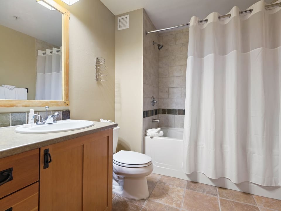 Passage Point 1 Bedroom Condo #322 Apartment in Copper Mountain