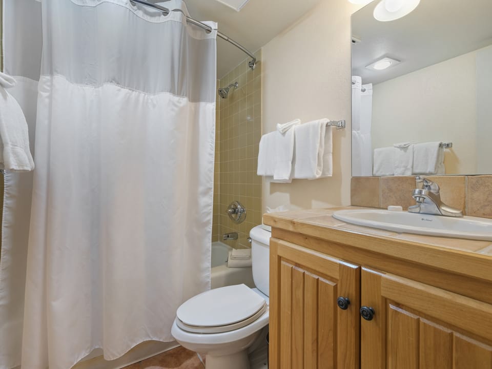 Mountain Plaza 1 Bedroom Condo #415/417 Apartment in Copper Mountain