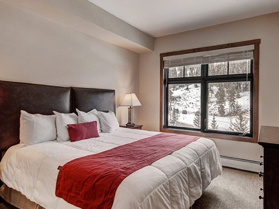 Cirque 2 Bedroom Condo #217 Apartment in Copper Mountain