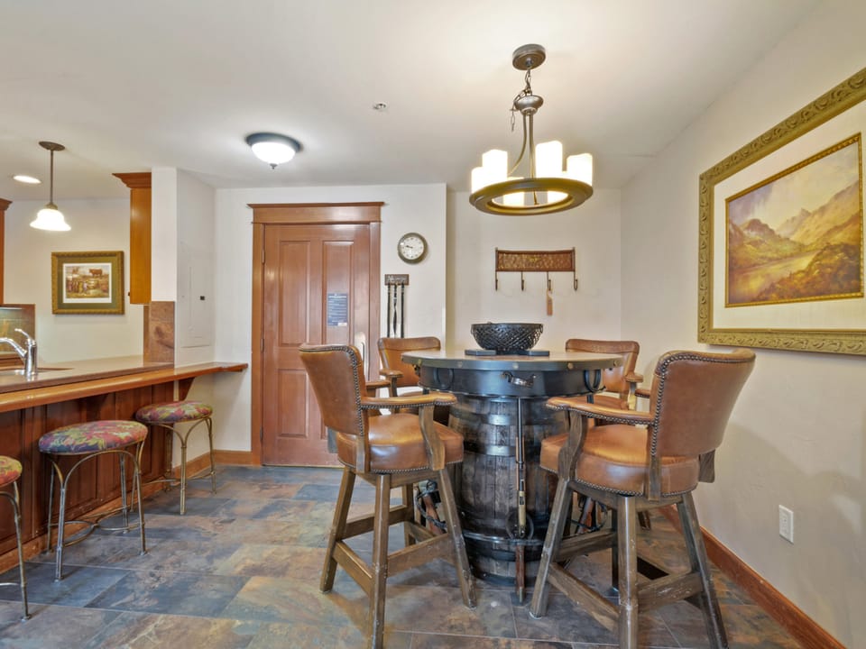 Mill Club 2 Bedroom Condo #302 Apartment in Copper Mountain