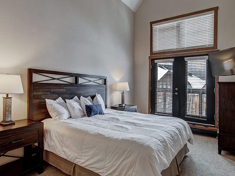 Cirque 3 Bedroom Condo #211 Apartment in Copper Mountain