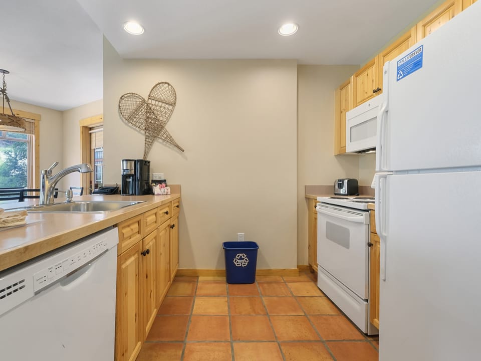 Tucker Mountain 2 Bedroom Condo #311 Apartment in Summit County
