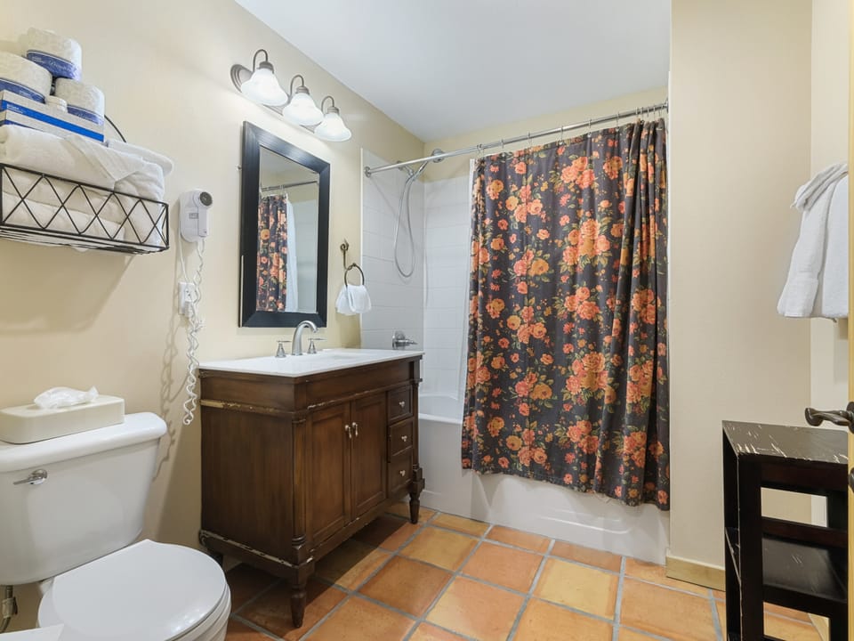 Tucker Mountain 2 Bedroom Condo #311 Apartment in Summit County