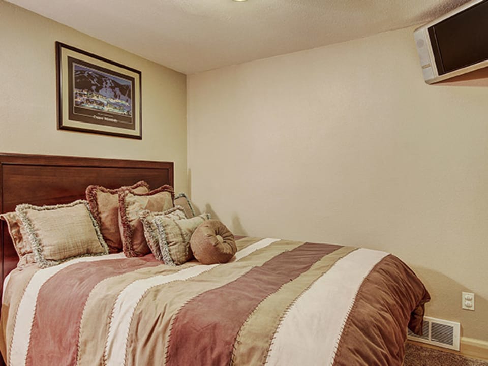 Ten Mile Haus 2 Bedroom Condo #C6 Apartment in Summit County
