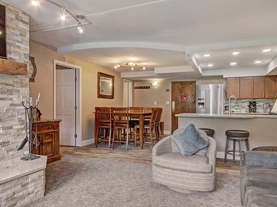 Mountain Plaza 2 Bedroom Condo #409 Apartment in Copper Mountain