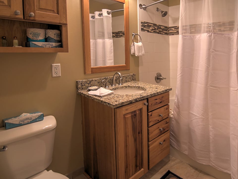 Taylor's Crossing 1 Bedroom Condo #402 Apartment in Summit County