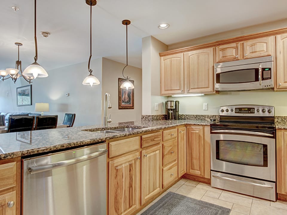 Mountain Plaza 3 Bedroom Condo #703/704 Apartment in Copper Mountain