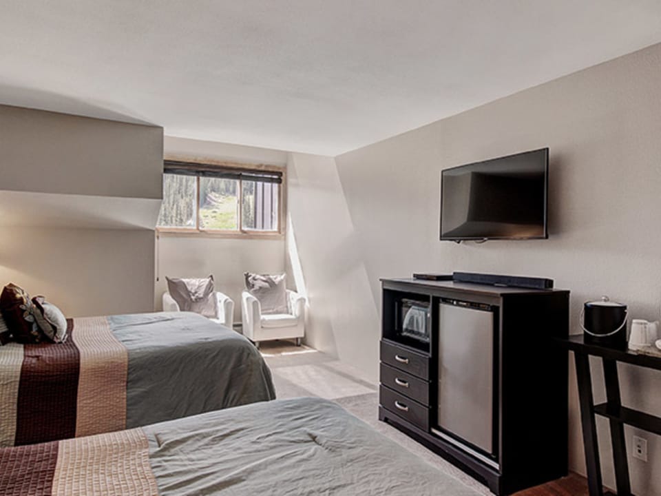 Mountain Plaza 3 Bedroom Condo #703/704 Apartment in Copper Mountain