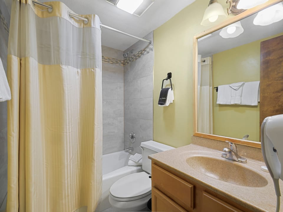 Foxpine 2 Bedroom Condo #206/208/210 Apartment in Summit County
