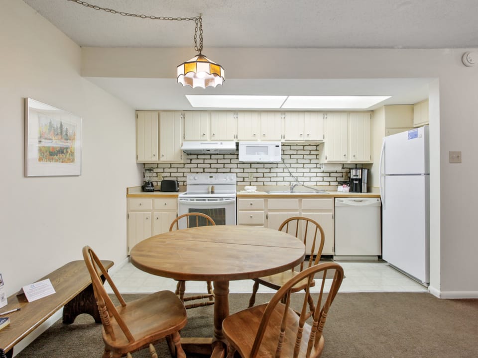 Ten Mile Haus 1 Bedroom Condo #B8 Apartment in Copper Mountain