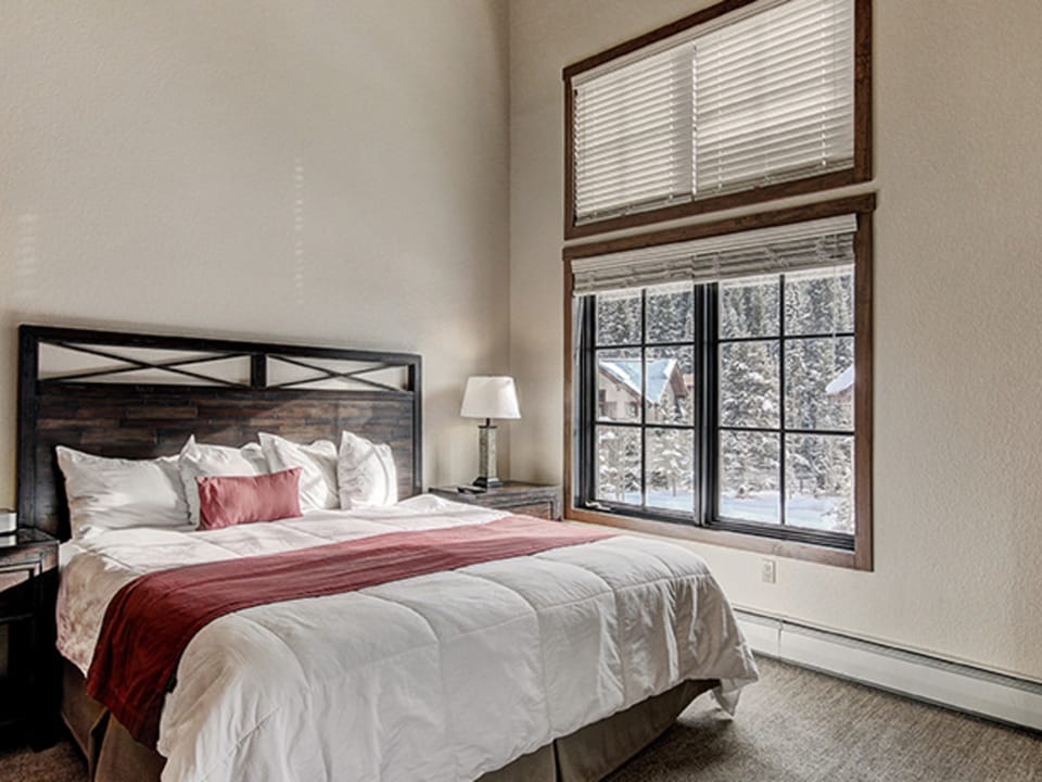 Cirque 2 Bedroom Condo #213 Apartment in Summit County