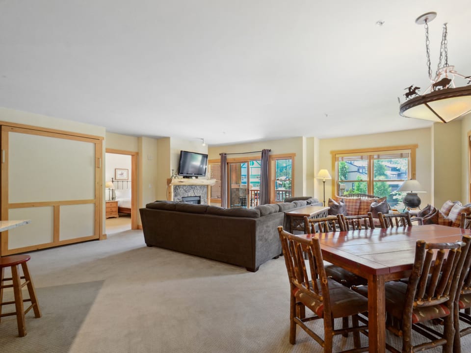 Copper Springs 3 Bedroom Condo #202 Apartment in Copper Mountain