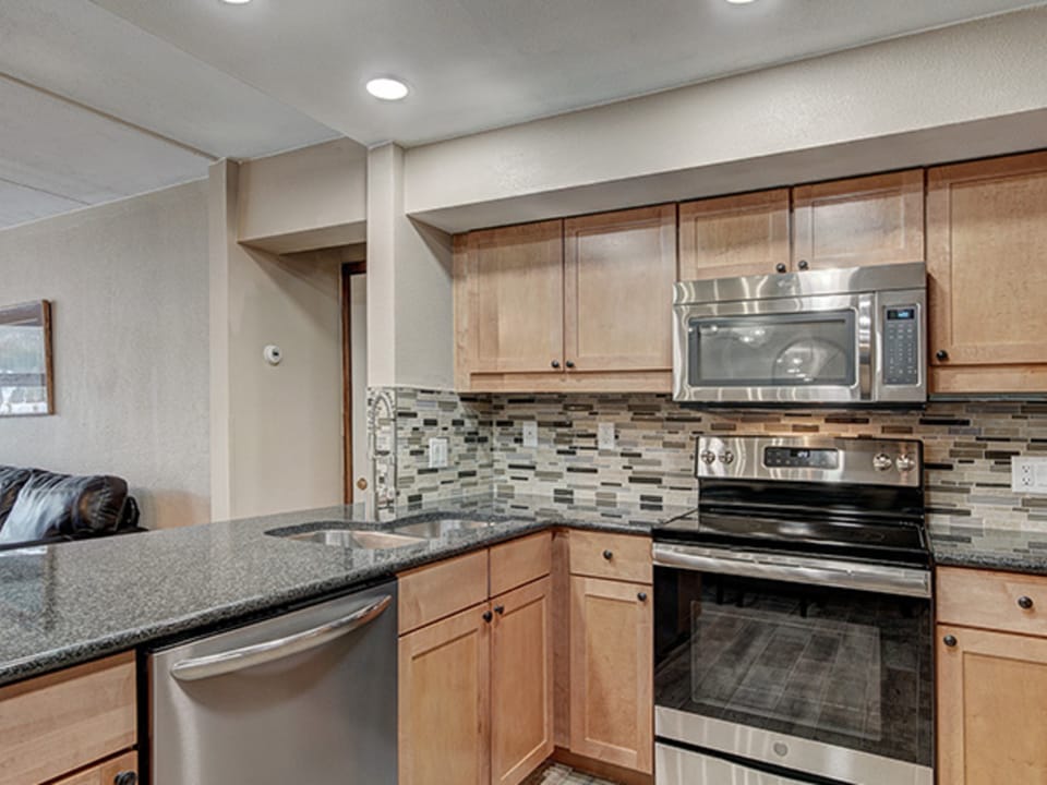 Mountain Plaza 3 Bedroom Condo #403/405 Apartment in Copper Mountain