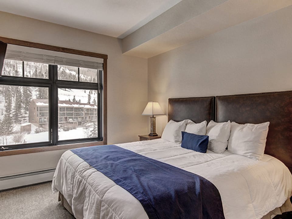 Cirque 3 Bedroom Condo #218 Apartment in Copper Mountain