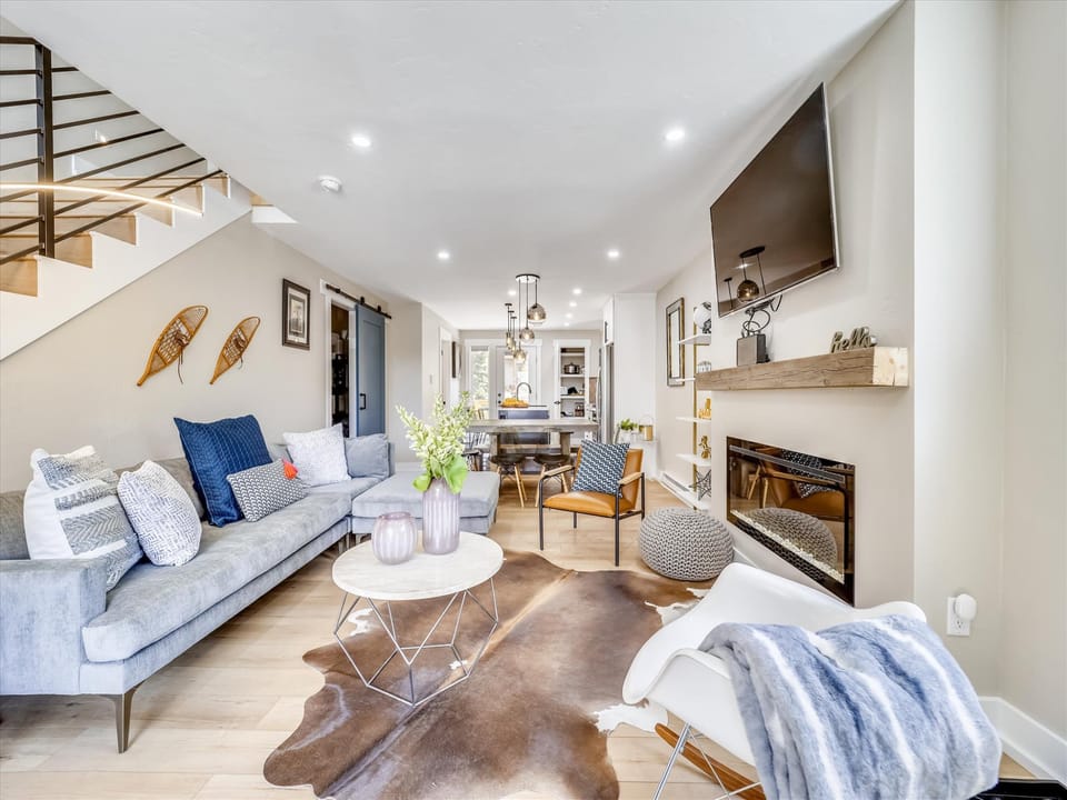 Living Room, Tenmile Viewhouse, Breckenridge Vacation Rental