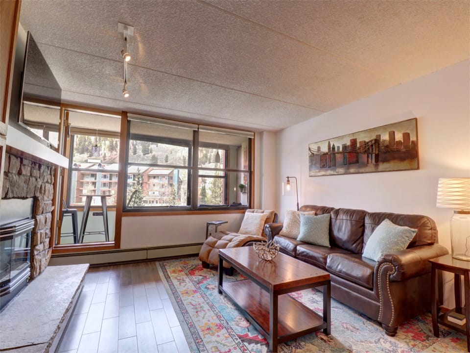 VS348 Village Square 1 Br 1 Ba