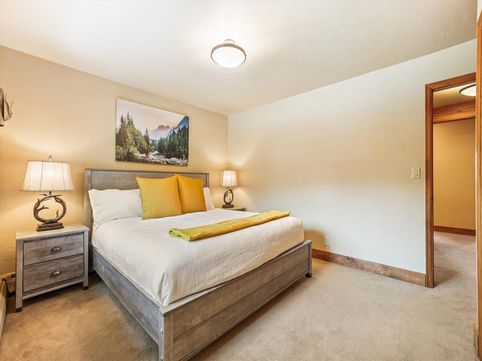 Bedroom - Friendly Fox Chalet - Breckenridge Vacation Rental
