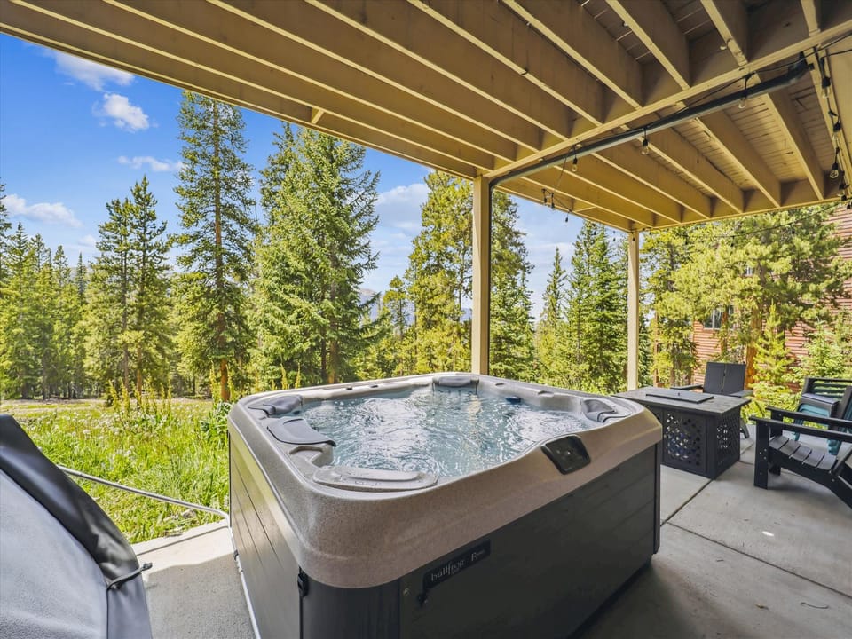 Hot Tub - Mountain View Lodge - Breckenridge Vacation Rental