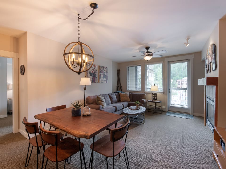 Ski Condo with Mountain and Resort View - Fraser Crossing/Founders Pointe Select-Rated 4457 Apartment in Winter Park