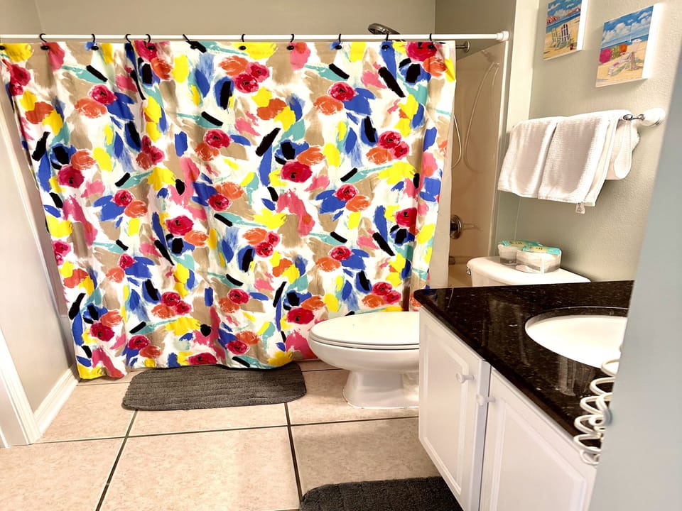 Shared full bathroom
