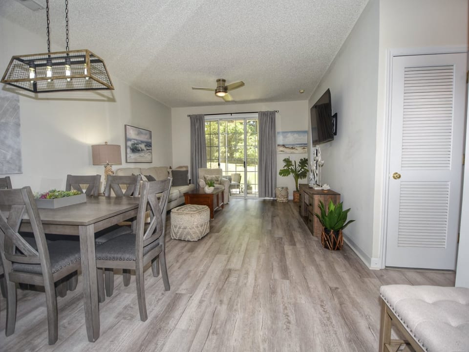 Dining/Living Room