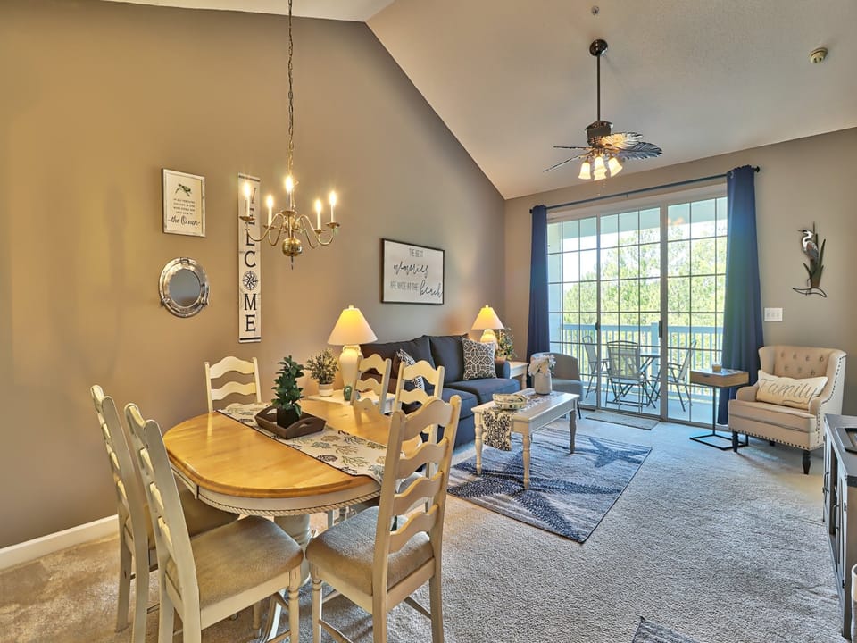 Dining/Living Room